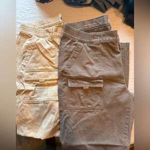 Roundtree & Yorke Men's Cargo Pants - Tan and chocolate brown, size 40 x 34